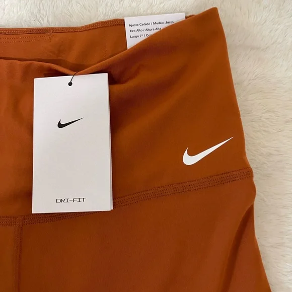 Brown Nike Women’s Biker Shorts - Picture 2 of 3